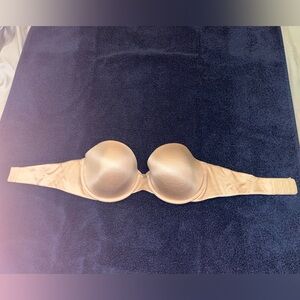 Victoria Secret strapless bra